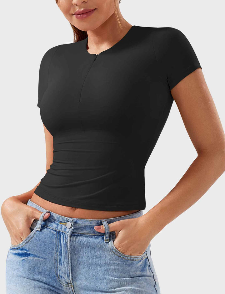 Oliver Zip Up Crop Top in Black