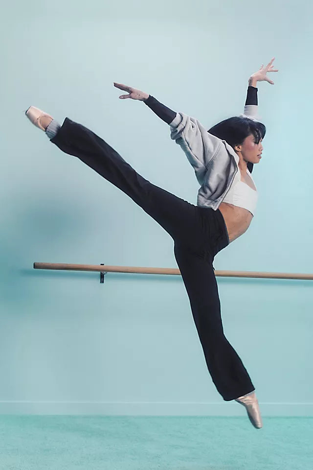 Motion Halo Harem pant in Black
