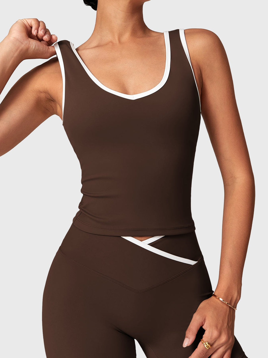 Selina Contrast Trim Tank in Maroon