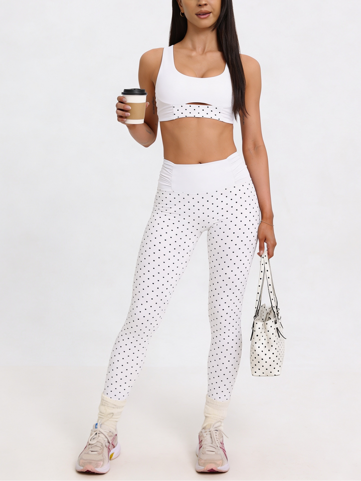 Peek-A-Boo Medium impactt bra Black